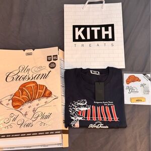🪽Limited Edition Kith Treats Tee with Box 🪽